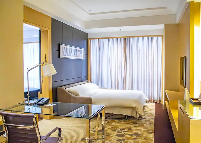 Courtyard By Marriott Shanghai Central
