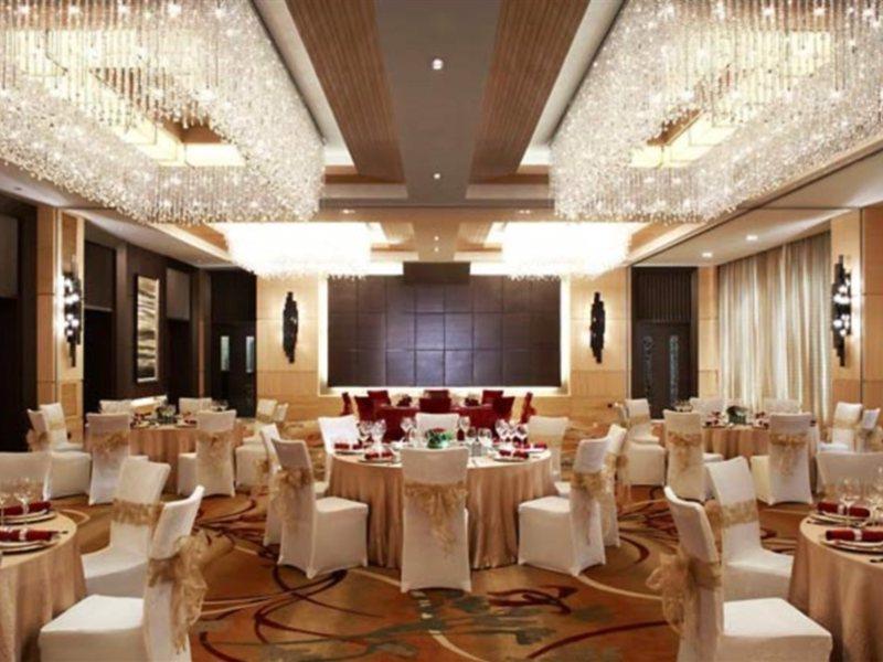 Отель Courtyard By Marriott Шанхай